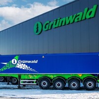 Зерновоз GRUNWALD с кузовом объемом 44 КУБ.М  - УРАЛ ТРАК 